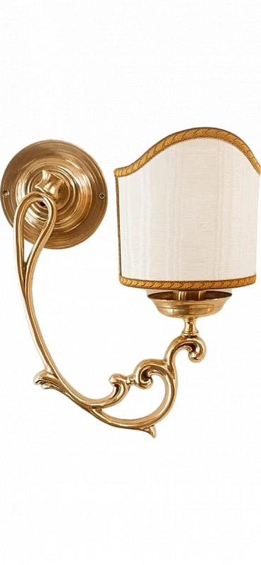 Wall light in brass with beige fabric lampshade, 1980s