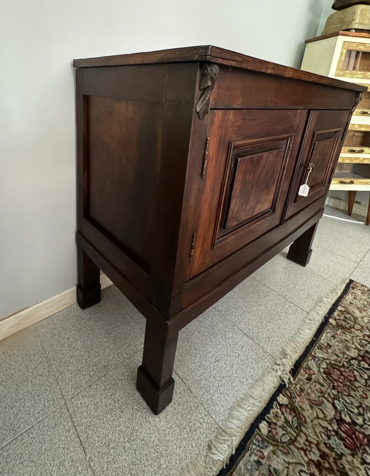 Empire style walnut sideboard, early 19th century 11