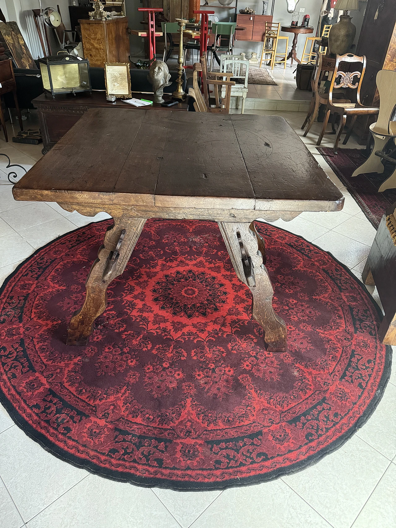 Trestle table in walnut & chestnut wood, 17th century 1