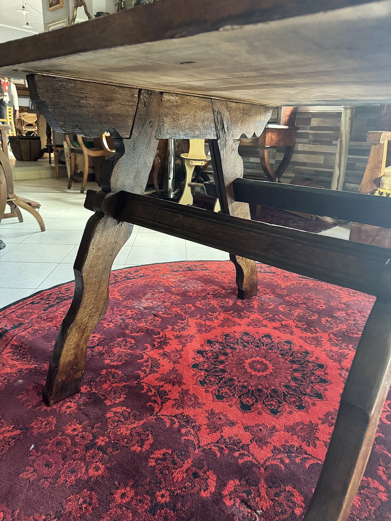 Trestle table in walnut & chestnut wood, 17th century 6