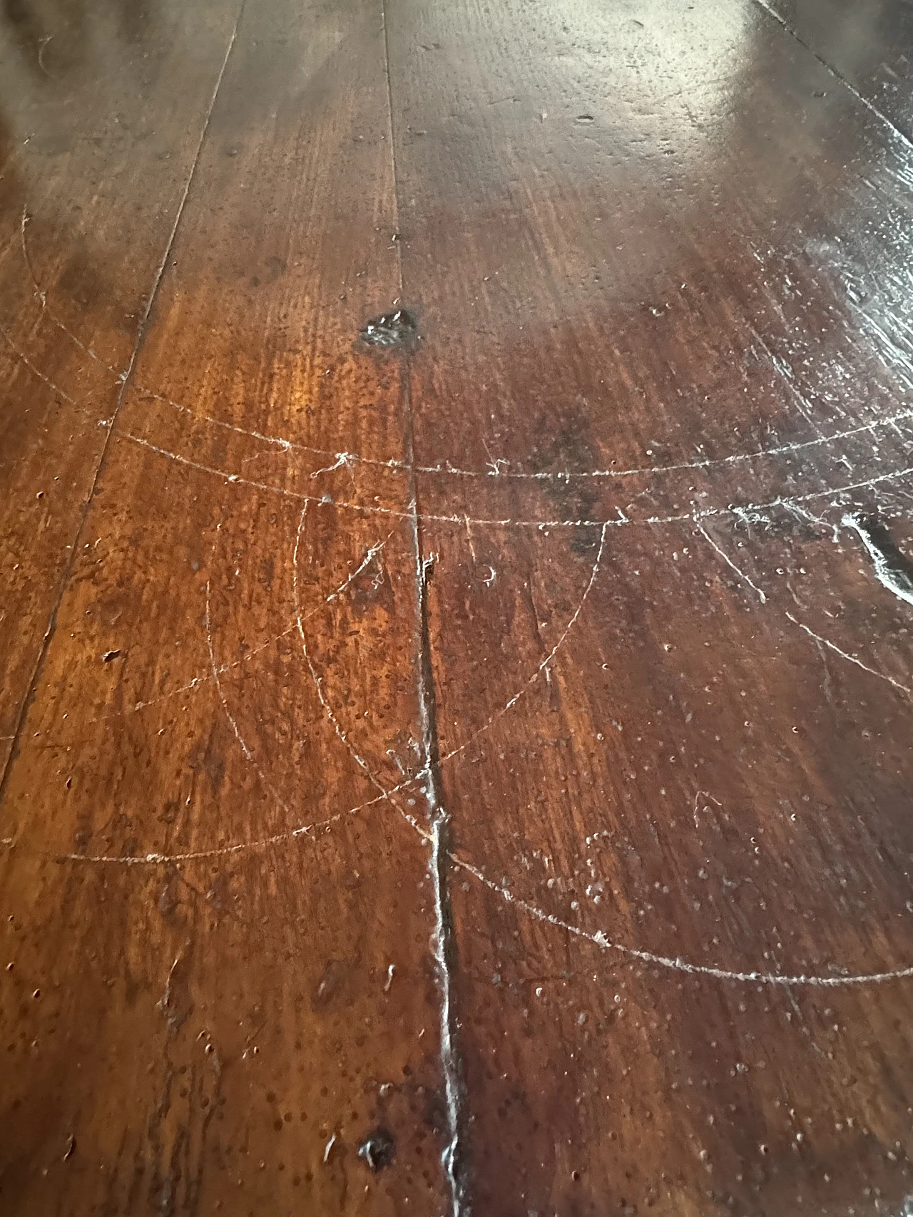 Trestle table in walnut & chestnut wood, 17th century 10