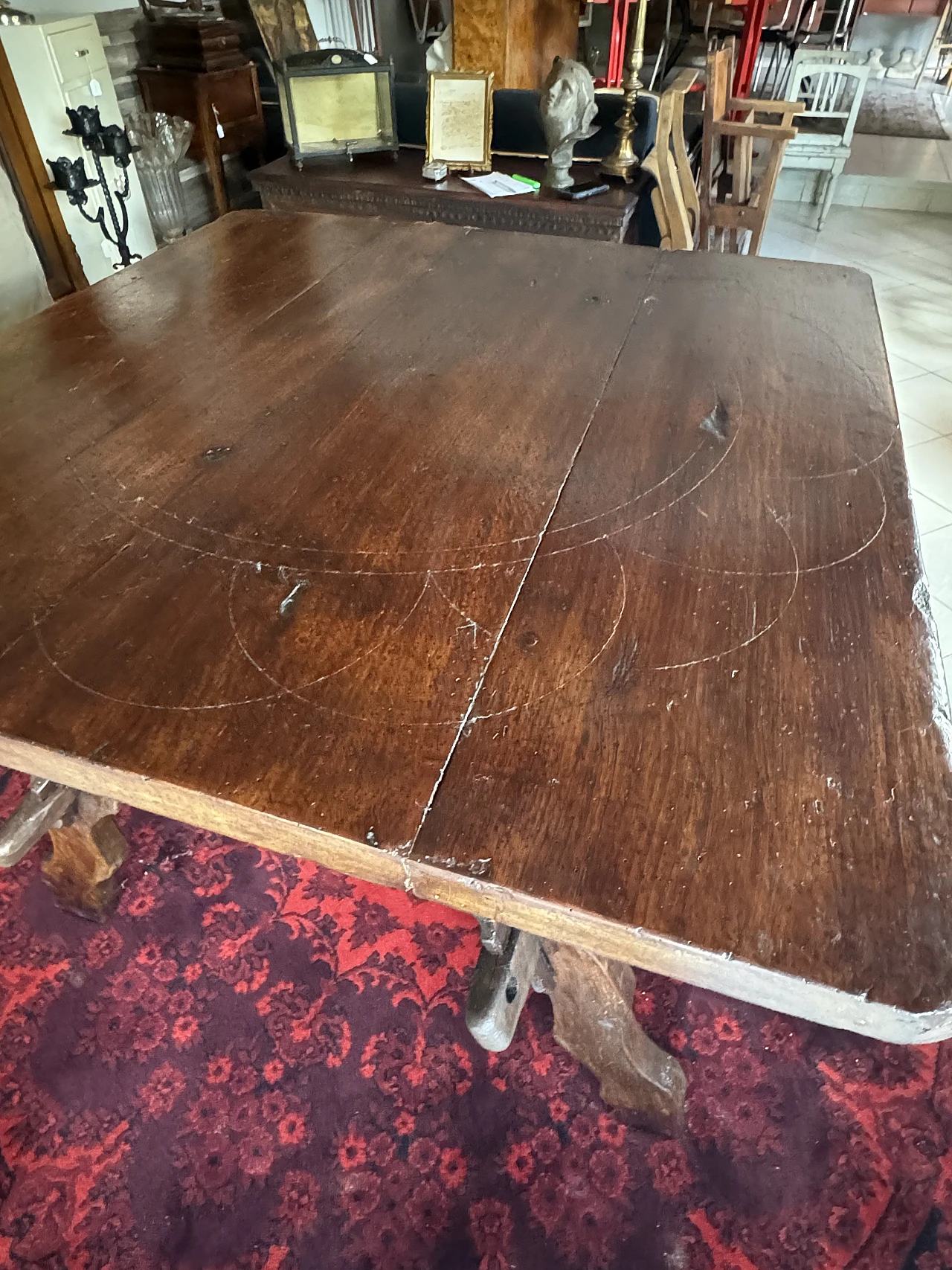 Trestle table in walnut & chestnut wood, 17th century 11