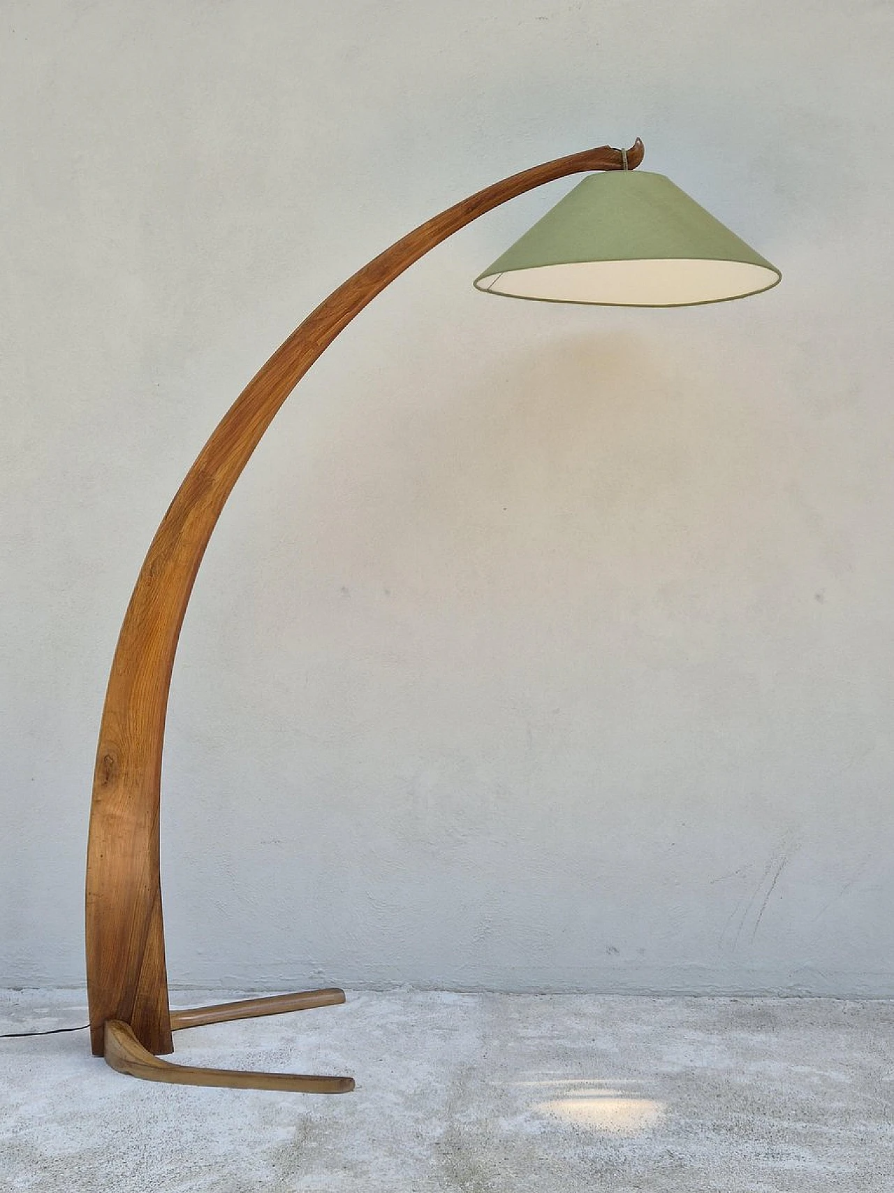 Arc floor lamp with cherry wood structure & fabric lampshade, 1940s 2