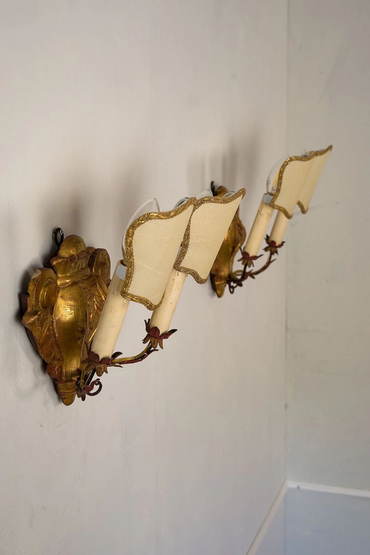 Pair of gilded wood appliques with parchment lampshades, 1950s 7