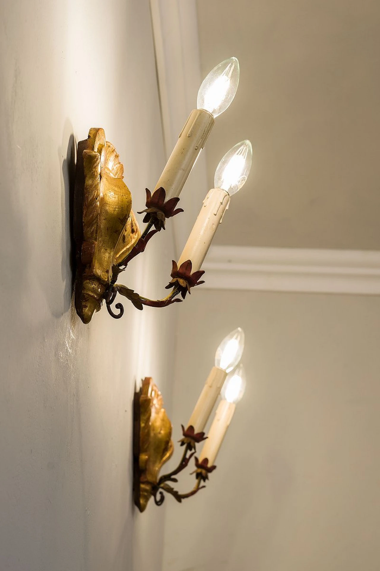 Pair of gilded wood appliques with parchment lampshades, 1950s 10