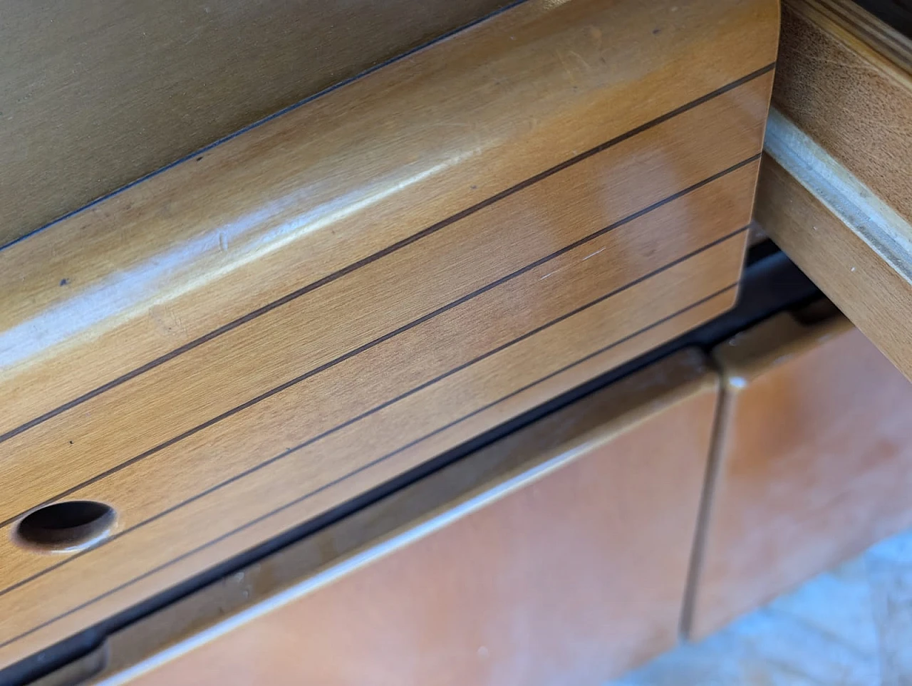 Sideboard in cherry, oak & eboony in the style of Maxalto, 1970s 8