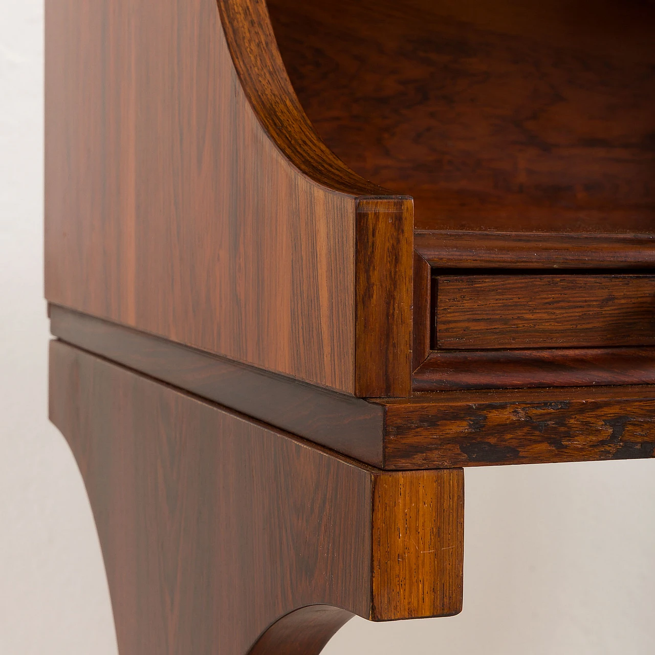 Rosewood desk in the style of Gianfranco Frattini, 1960s 28