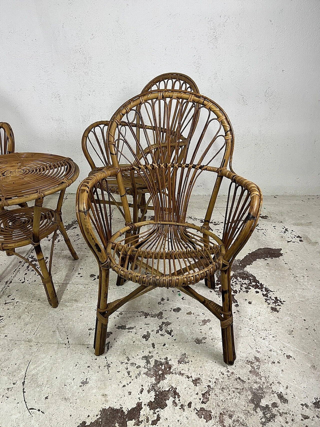 4 Armchairs and coffee table in wicker, bamboo and rattan, 1960s 6