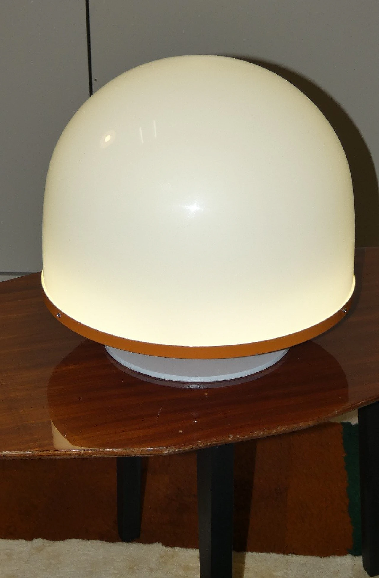 Lampada da tavolo Button in vetro acrilico e metallo, anni '60 5