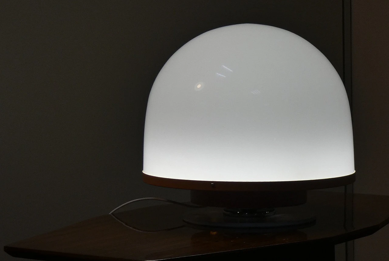 Button table lamp in acrylic glass and metal, 1960s 15