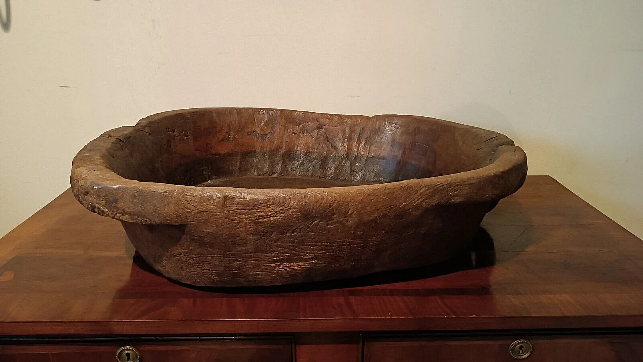 Solid elm kneading bowl, 19th century 1