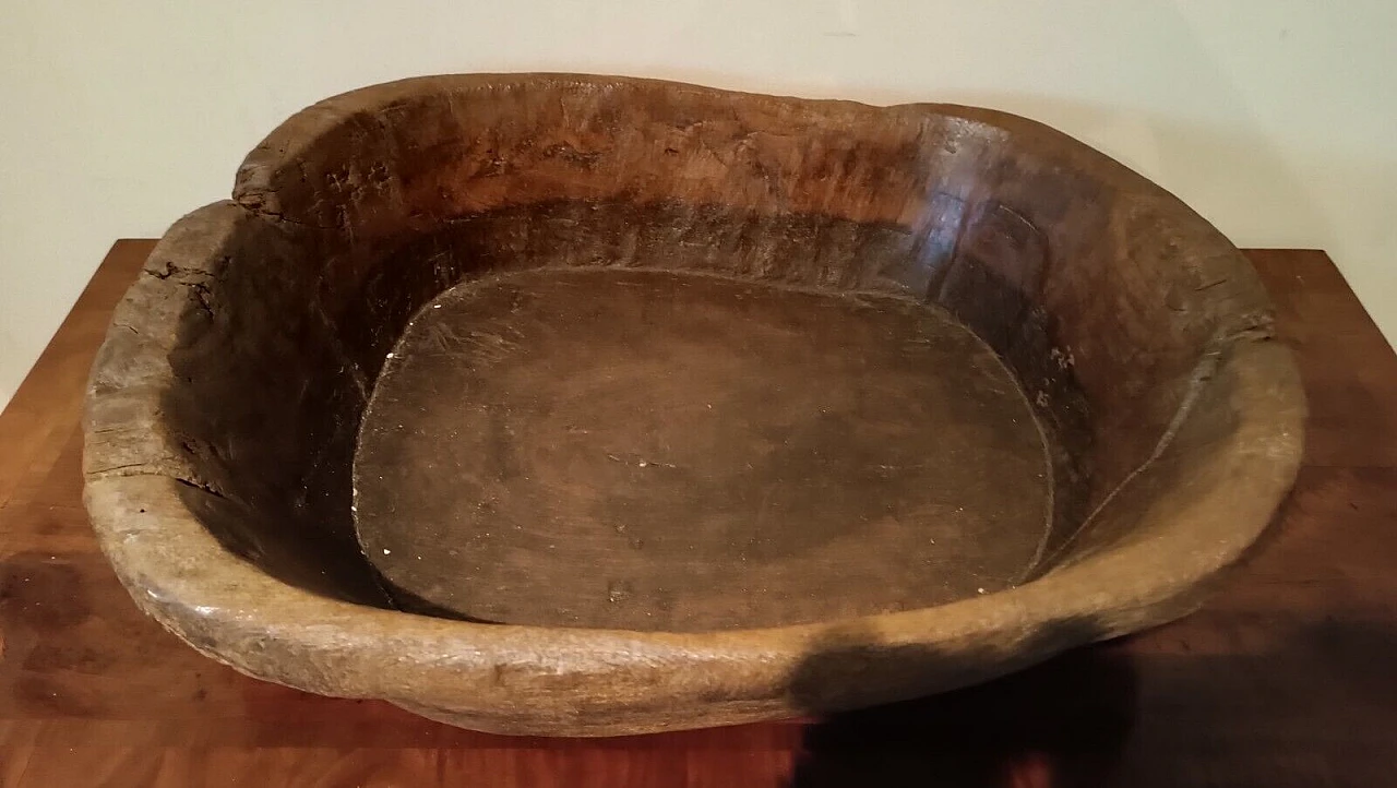 Solid elm kneading bowl, 19th century 2