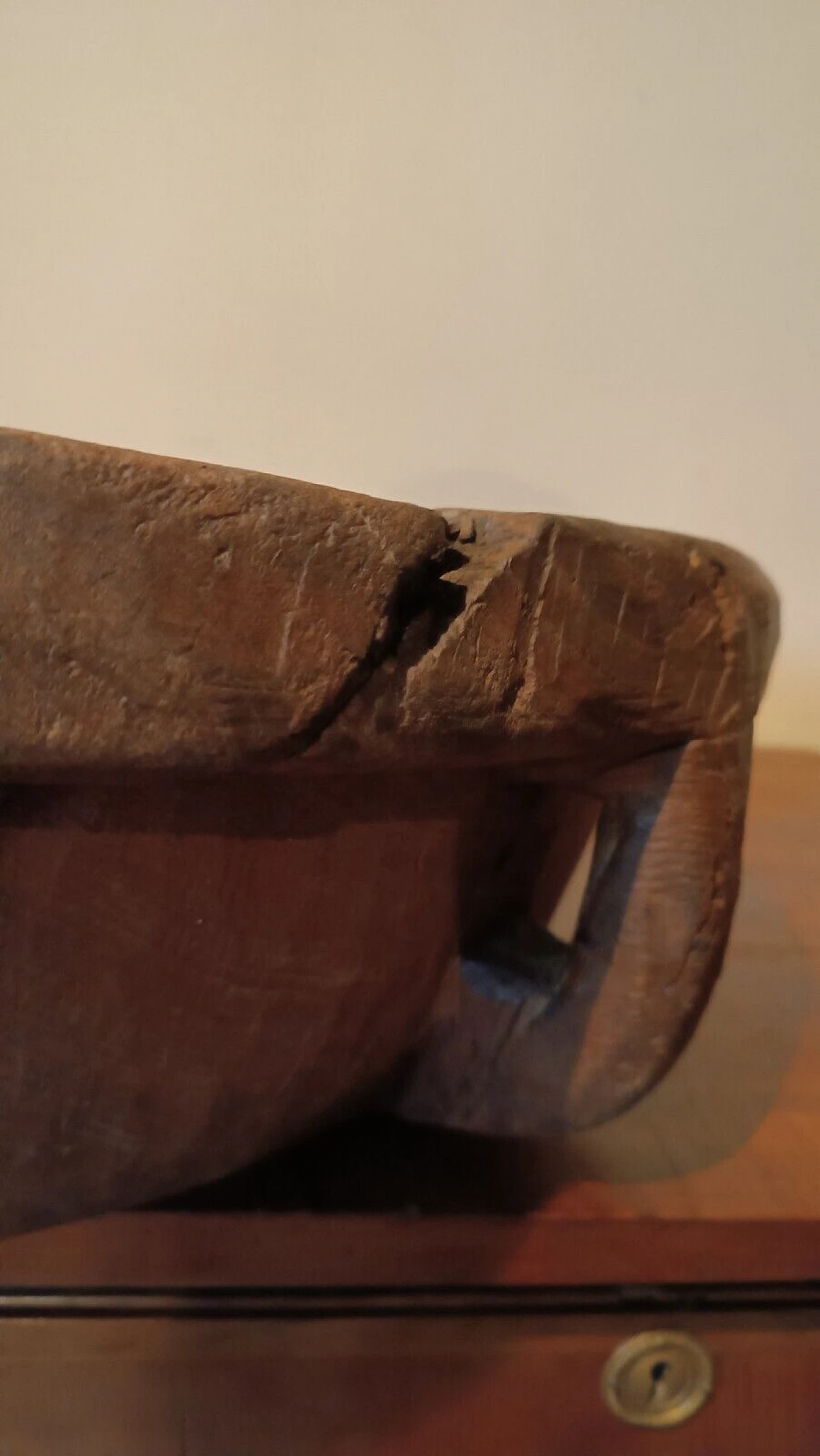 Solid elm kneading bowl, 19th century 5