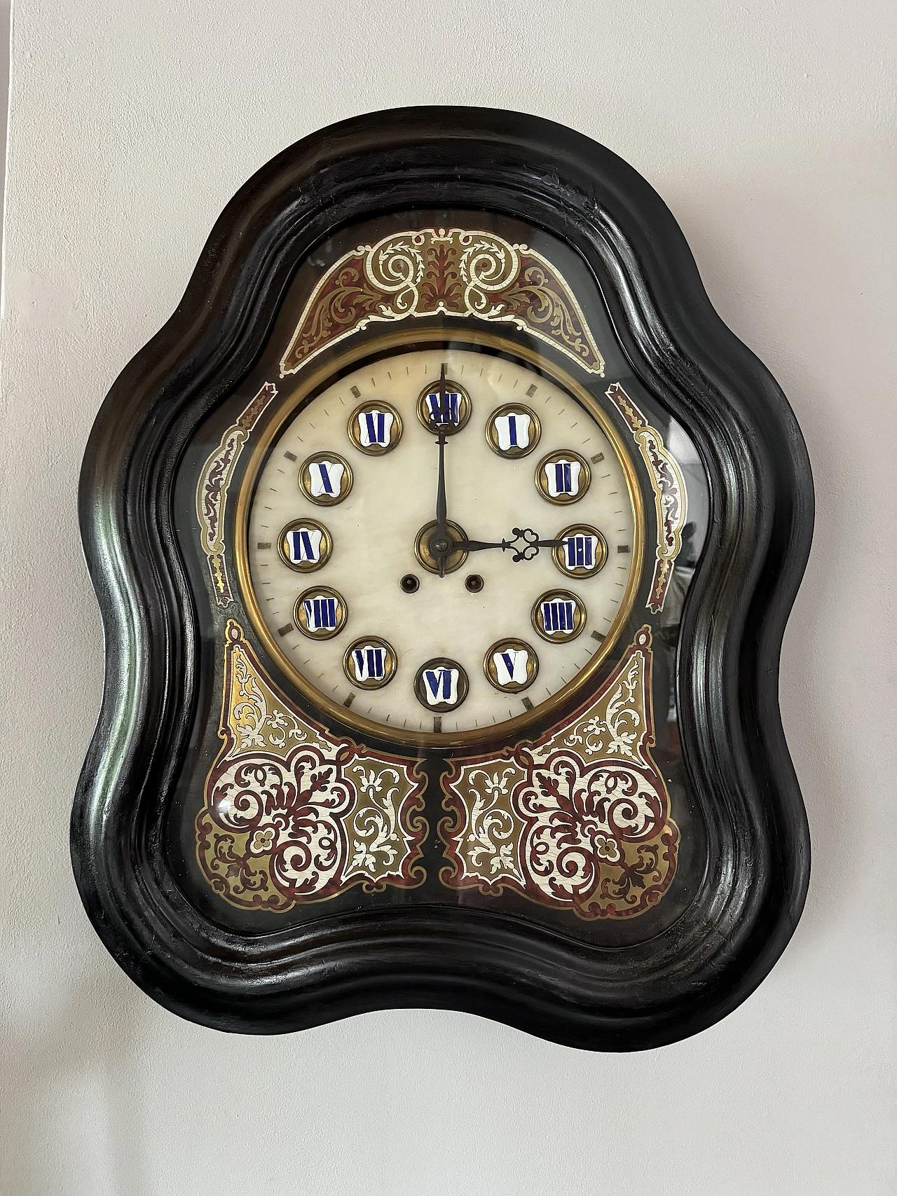 Elizabethan style wooden wall clock, early 20th century 1