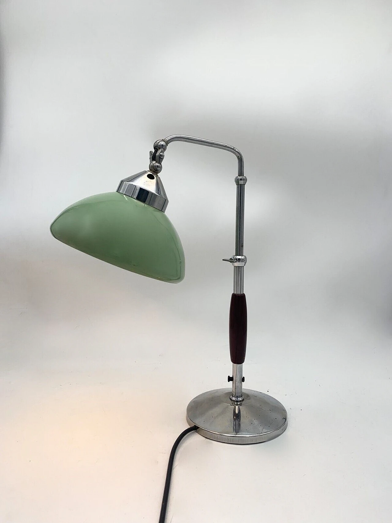 Chromed and green metal ministerial table lamp, 1940s 1