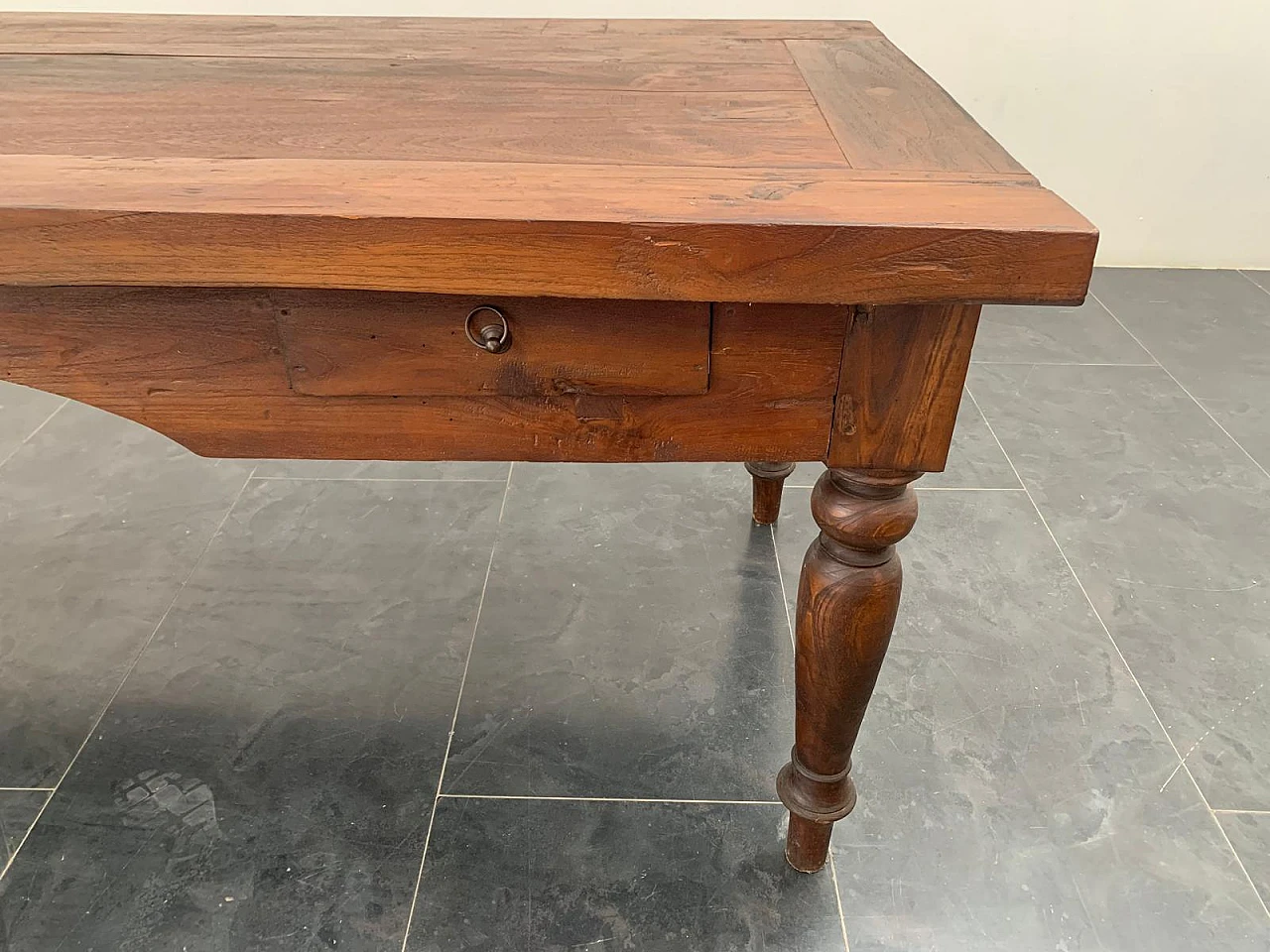 Teak desk with carved profile & two side drawers, 19th century 3