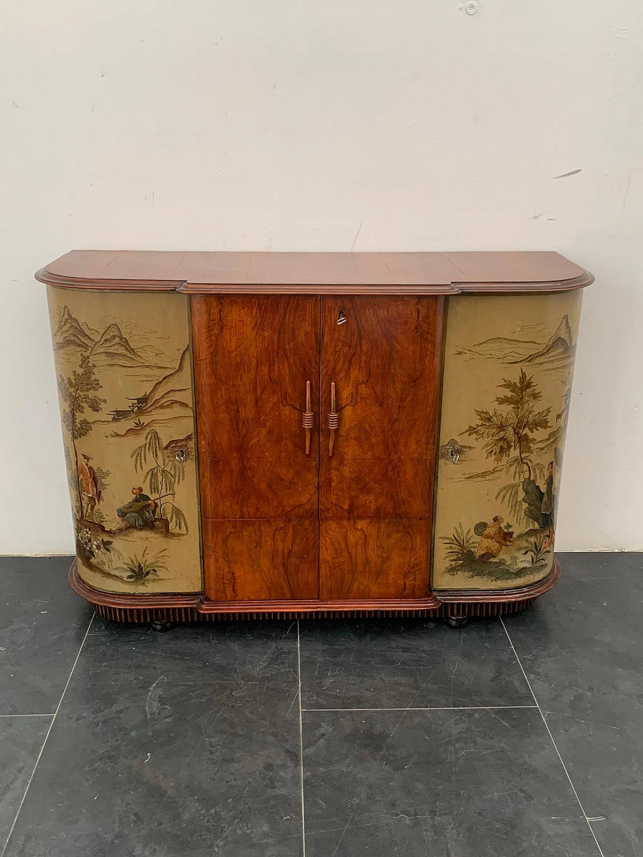 Art Déco bar cabinet in walnut feather & chinoiserie lacquer, 1920s 2