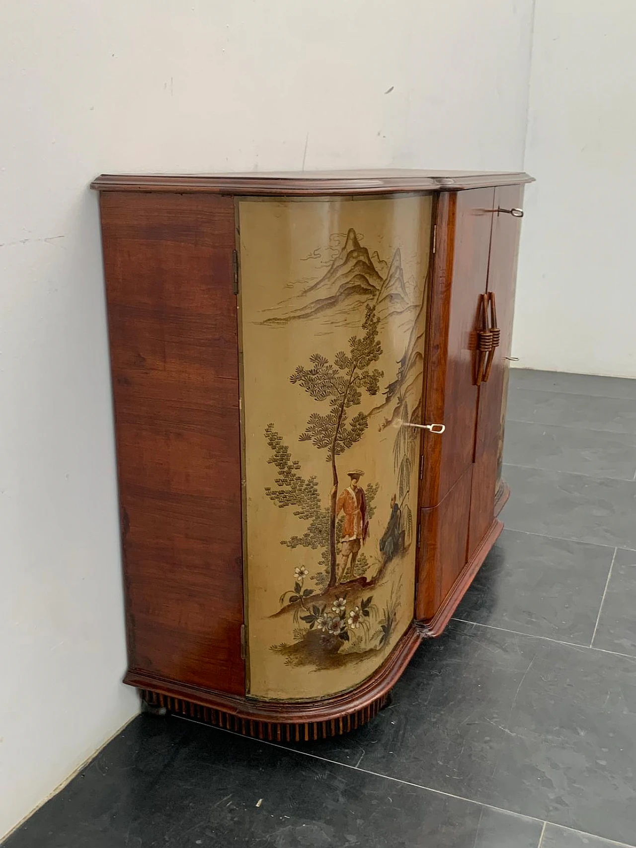 Art Déco bar cabinet in walnut feather & chinoiserie lacquer, 1920s 5