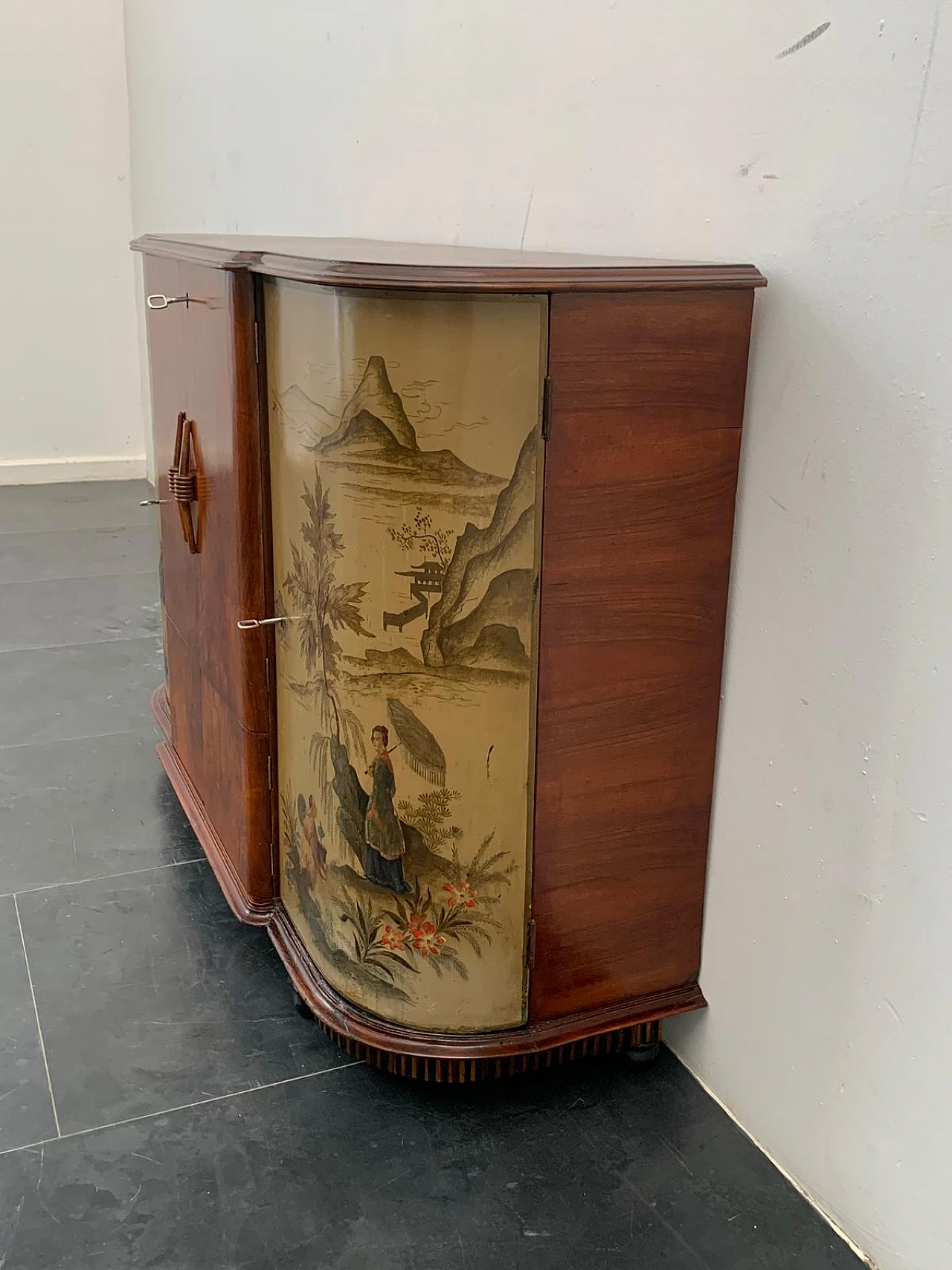 Art Déco bar cabinet in walnut feather & chinoiserie lacquer, 1920s 6