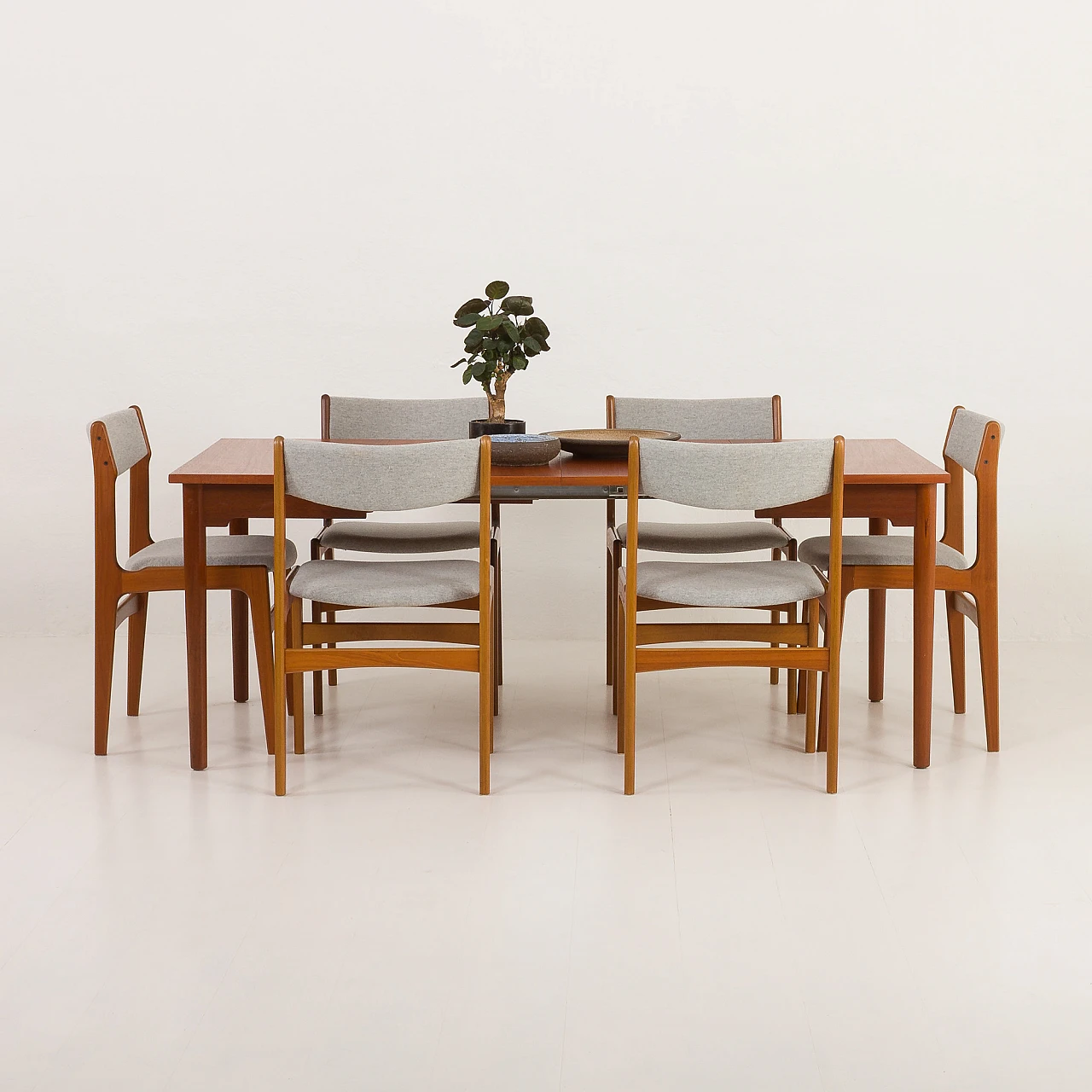 6 Chairs in teak and fabric by Erik Buch, 1960s 3