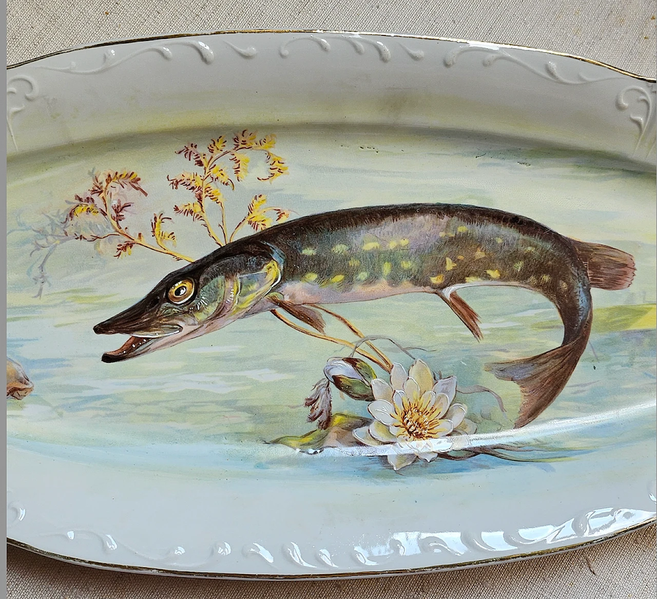 Porcelain dinner fish set by Aich Karlsbad, late 19th century 3