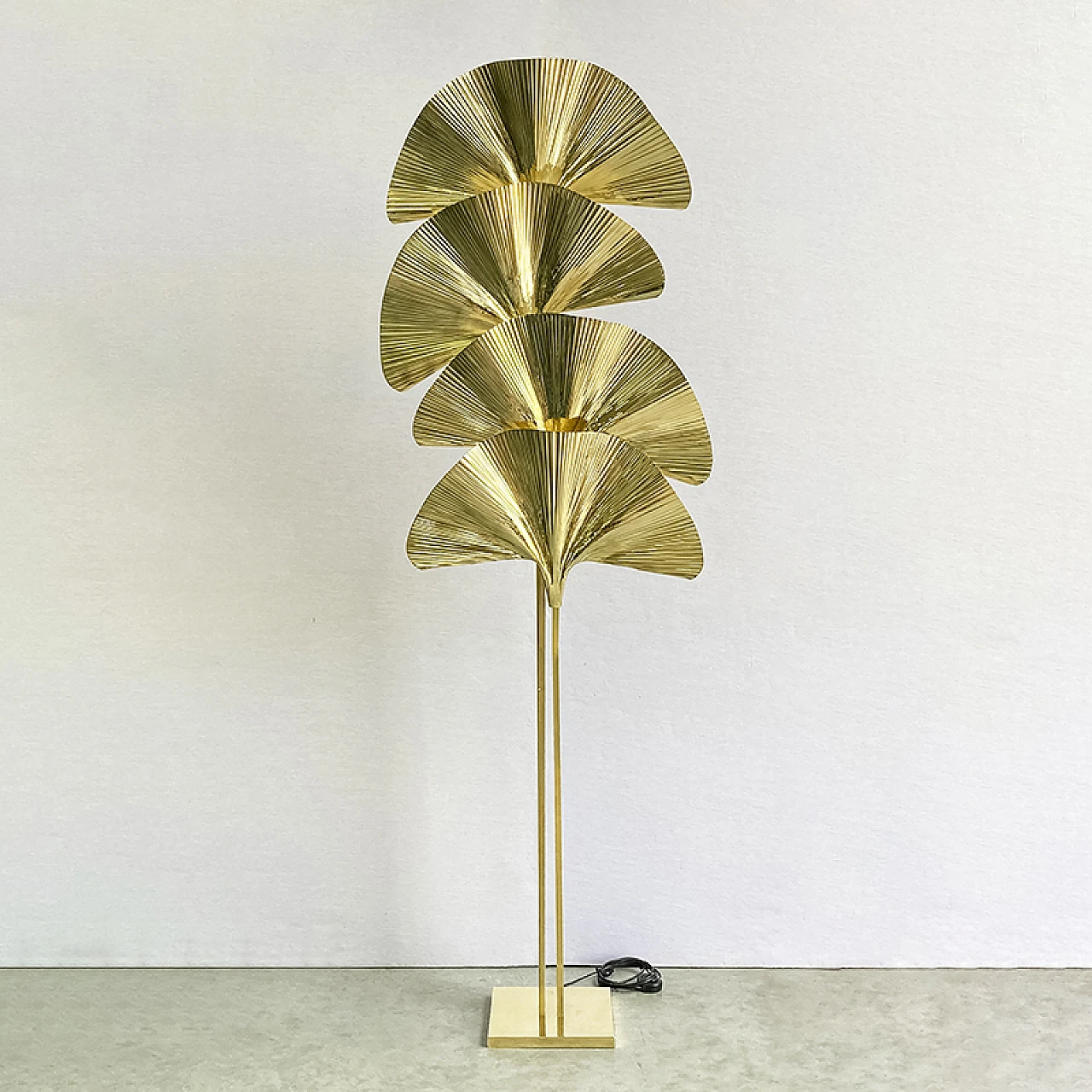 Brass floor lamp with four ginko leaves, 1940s 2