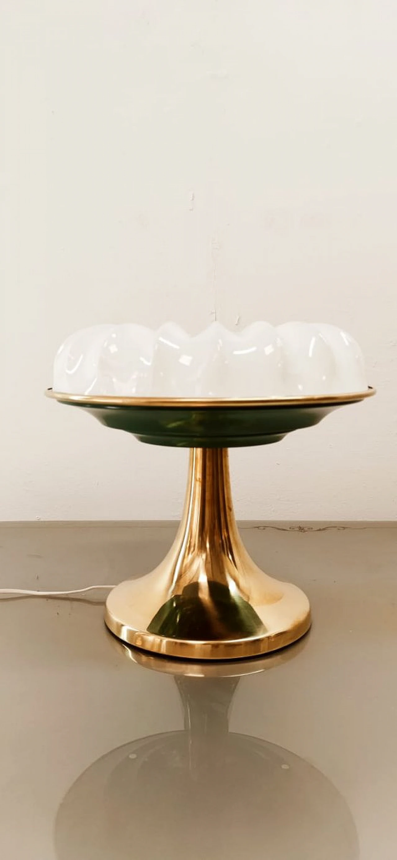 Table lamp made of aluminium, brass and plastic, 1950s 6