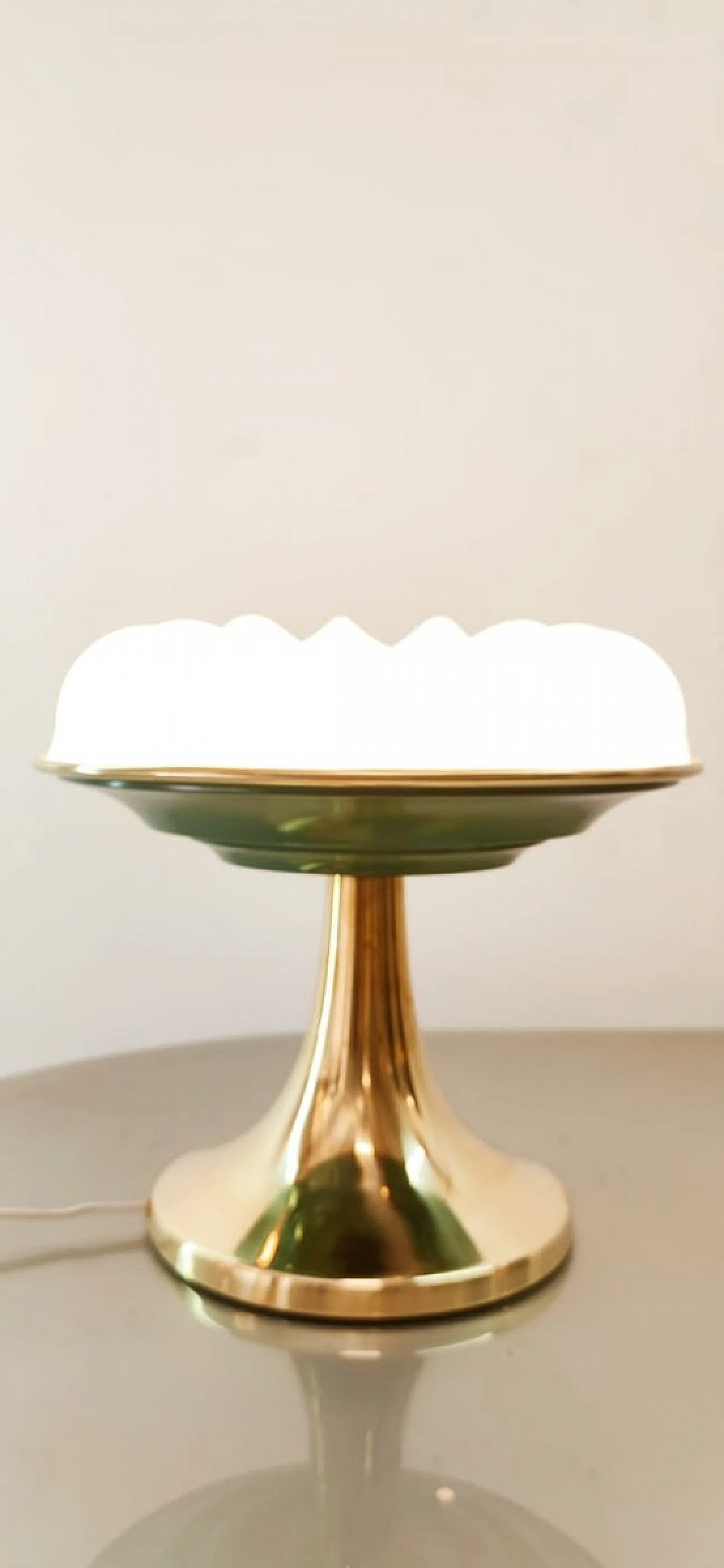 Table lamp made of aluminium, brass and plastic, 1950s 7