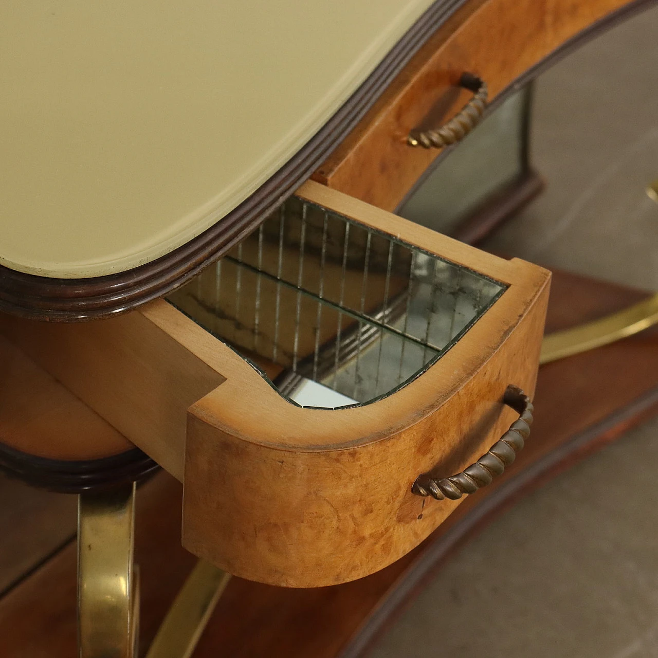 Vanity table in brass and briar veneer with mirror, 1930s 9