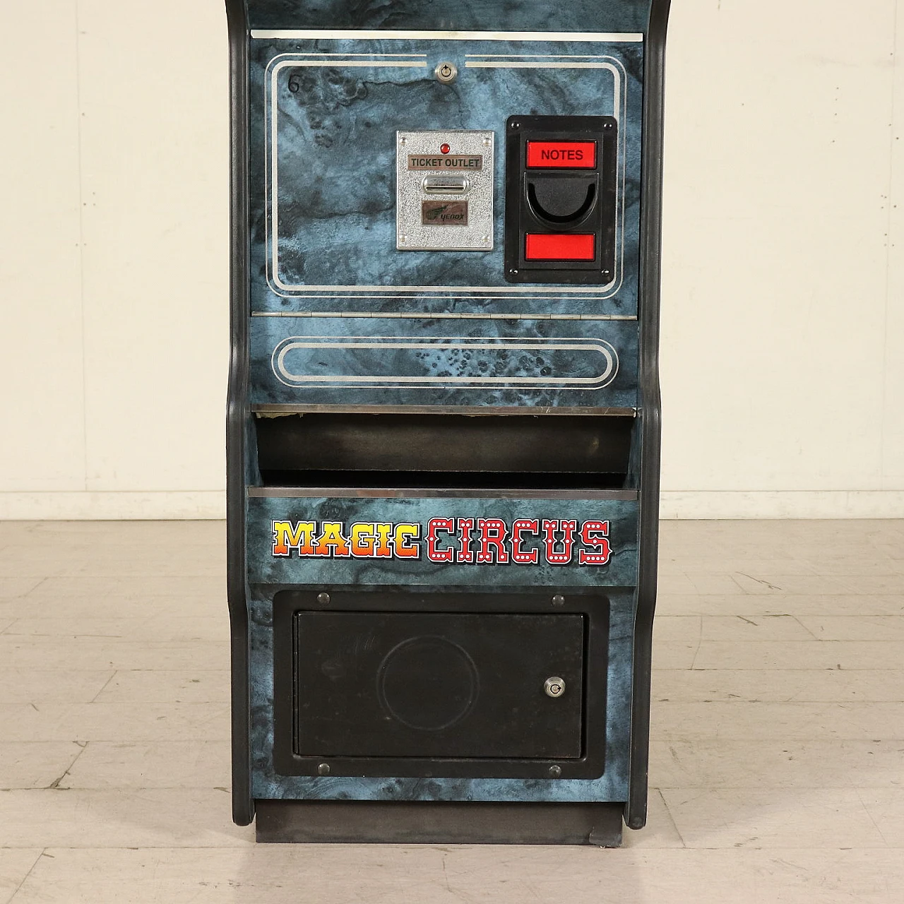 Videogioco Magic Circus in legno ricoperto di formica, anni '80 5