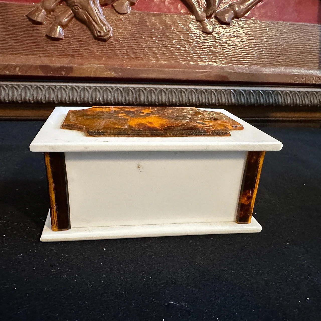 White & fake tortoise shell lucite rectangular vanity box, 1970s 4