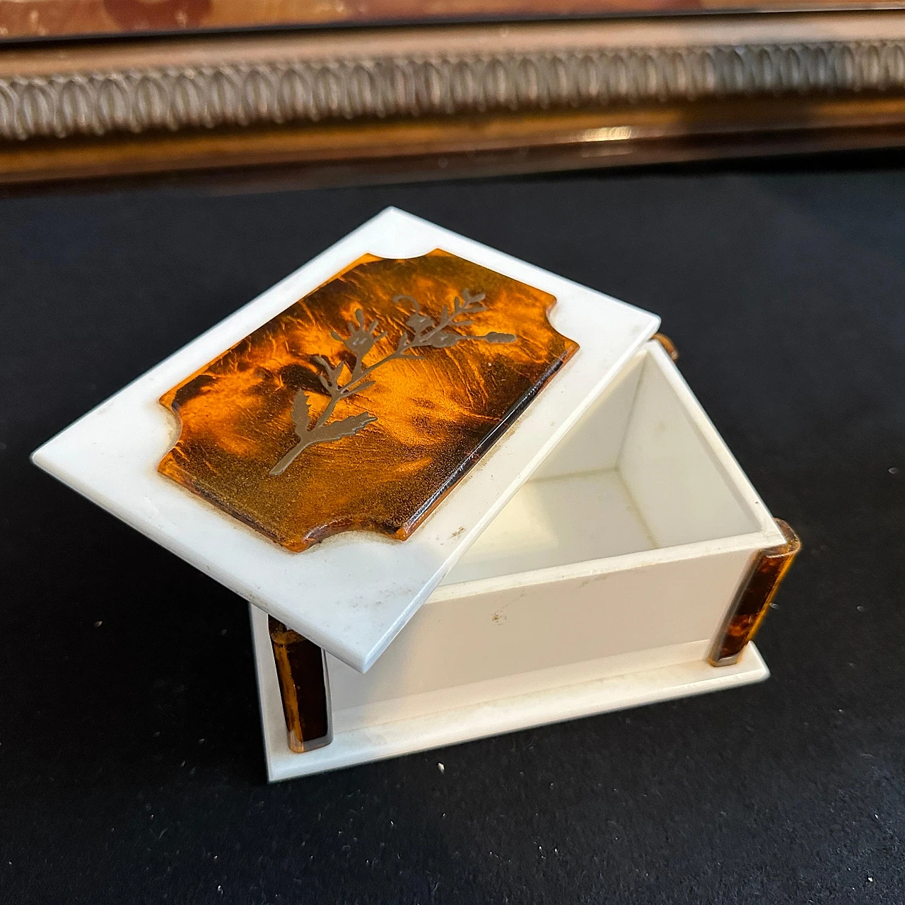 White & fake tortoise shell lucite rectangular vanity box, 1970s 6