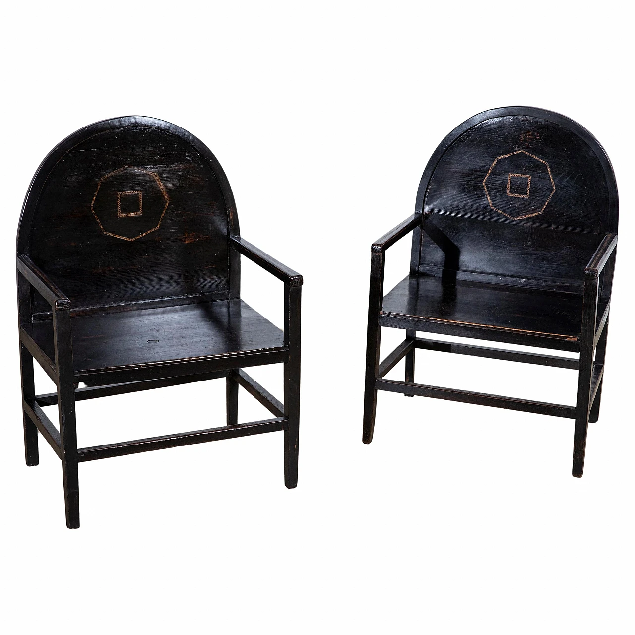 Pair of ebonised larch armchairs with hexagonal carvings, 1920s 1