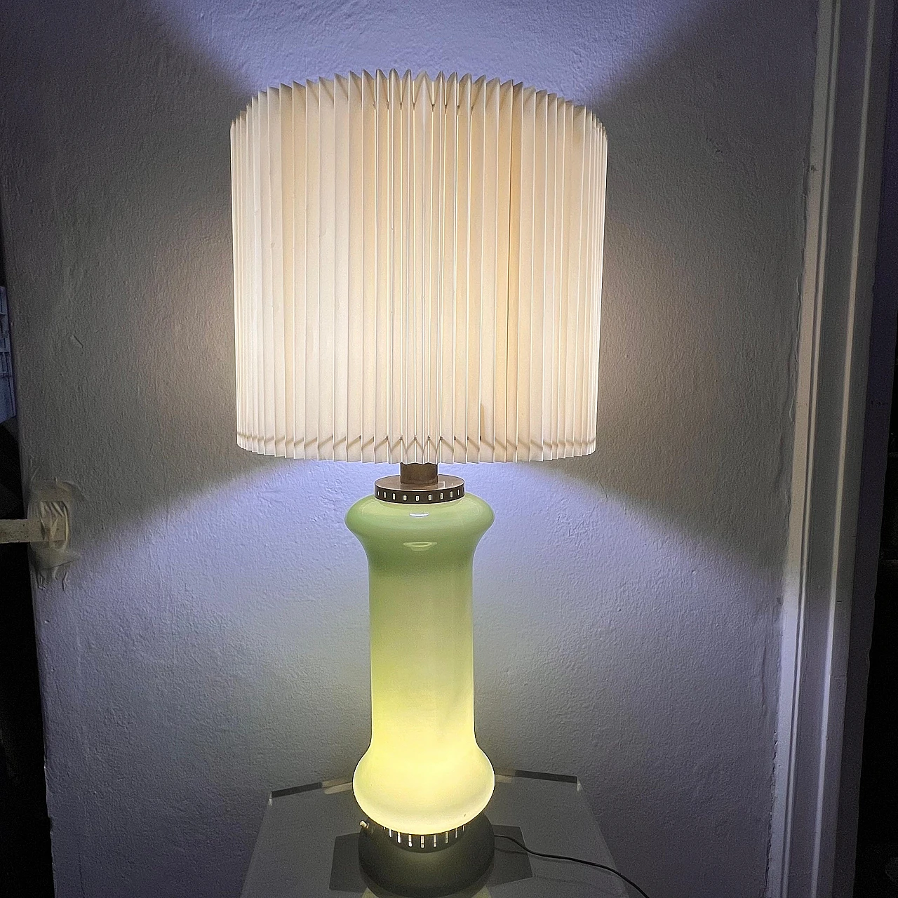 Green glass table lamp attributed to Stilnovo, 1960s 3