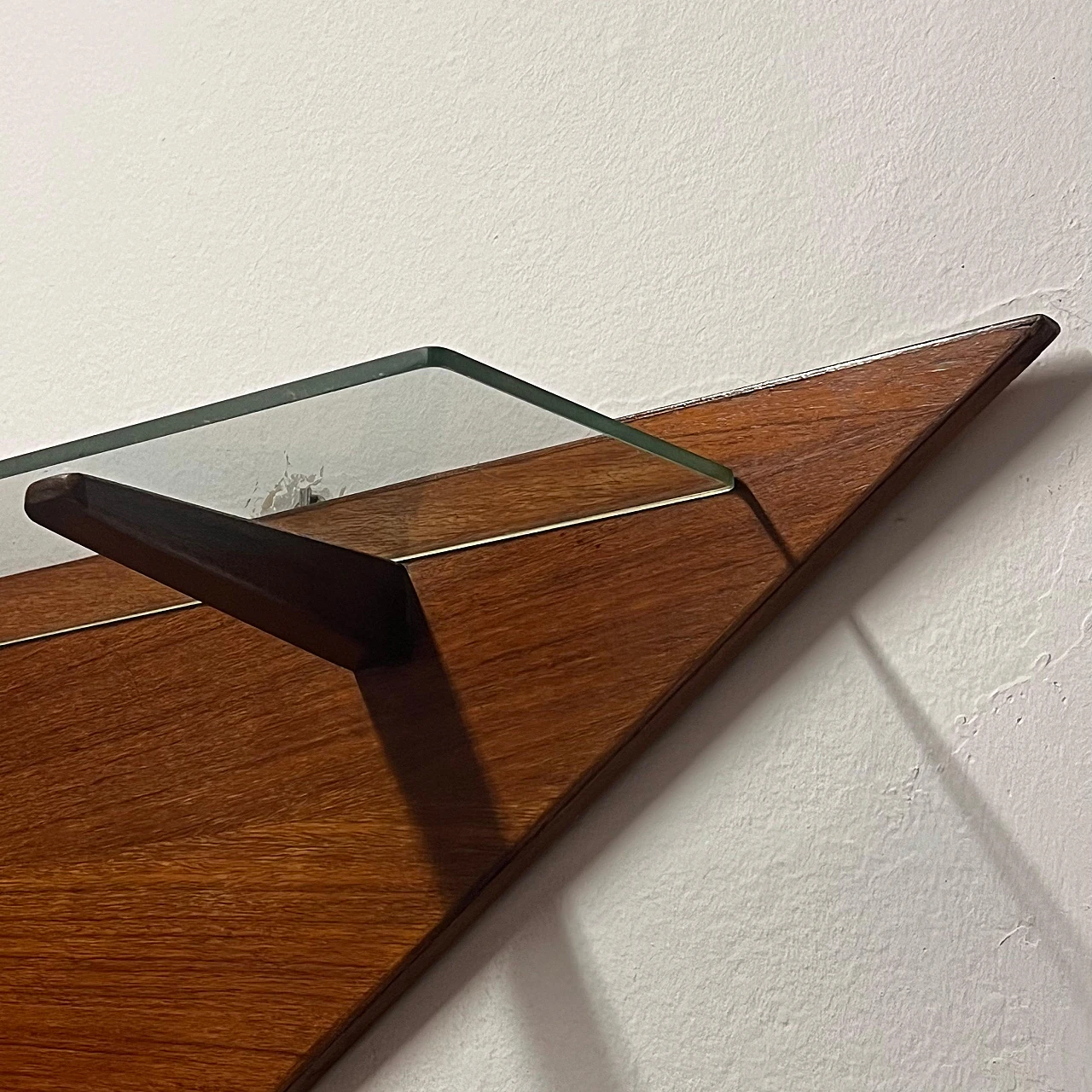 Triangular wood wall bookcase with glass shelves, 1960s 9