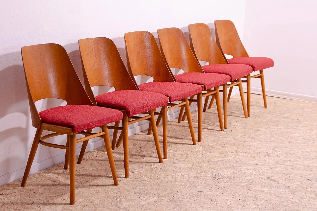 6 Bentwood dining chairs by Radomír Hofman, 1960s 17