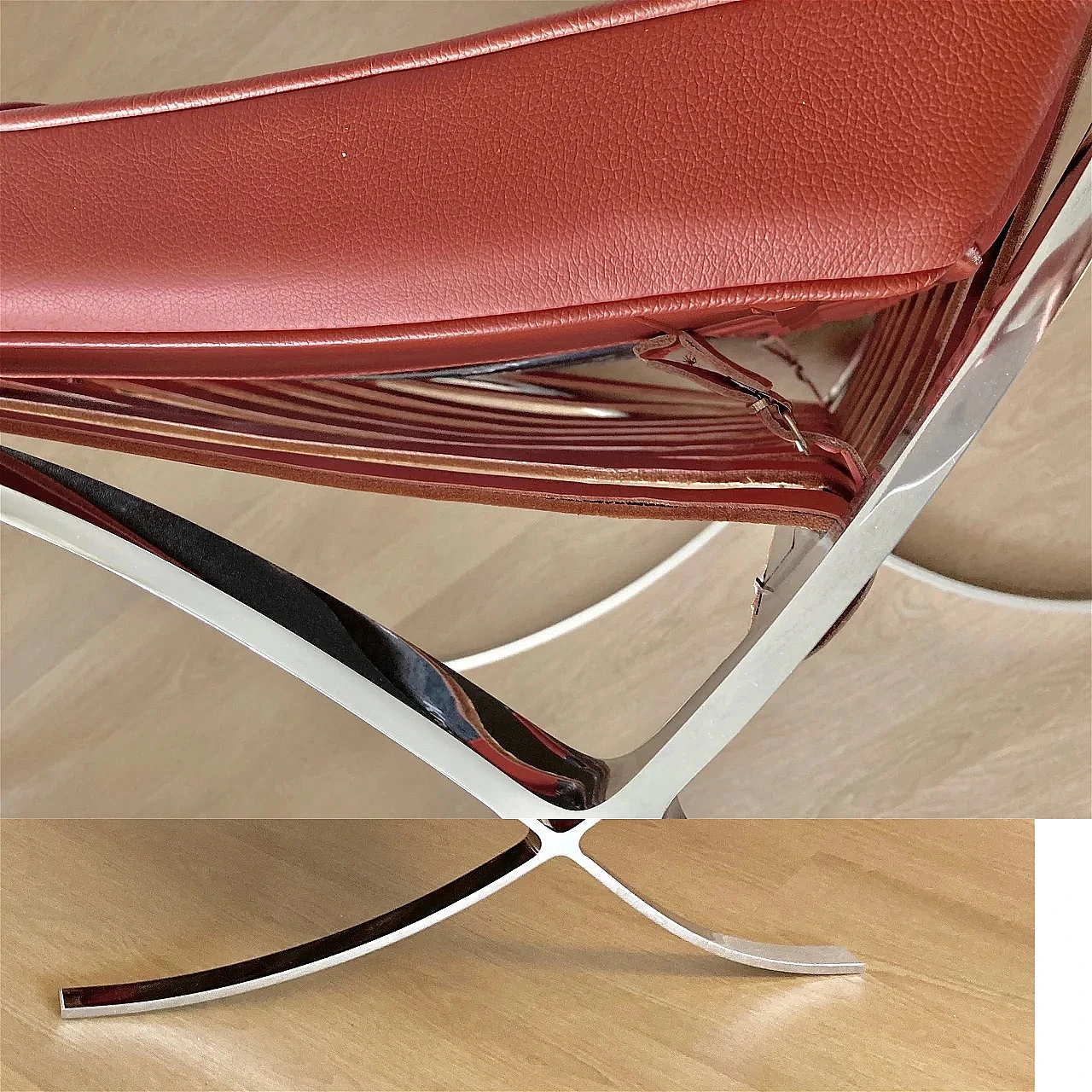 Barcelona armchair by Mies van der Rohe and Reich for Knoll 3