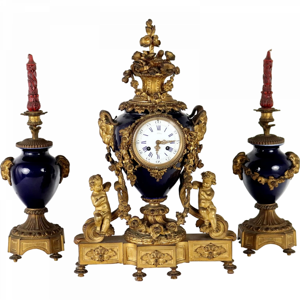 Trittico orologio e candelieri in porcellana blu e bronzo dorato, '800 11