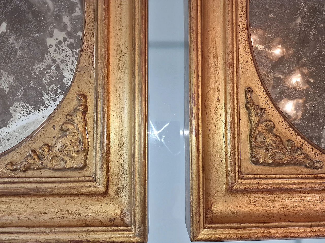 Pair of mirrors with wooden and gilded plaster frame, 19th century 3