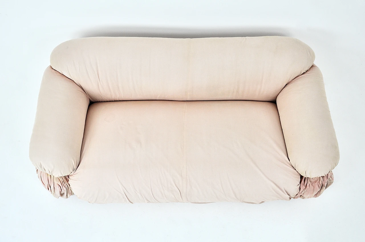 Pink fabric Sesann sofa by G. Frattini for Cassina, 1970s 7