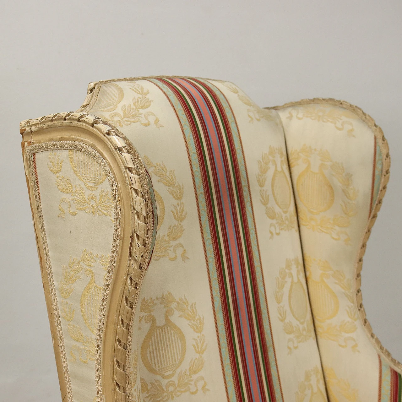 Poltrona Bergère in stile Neoclassico in tessuto a righe e legno 3