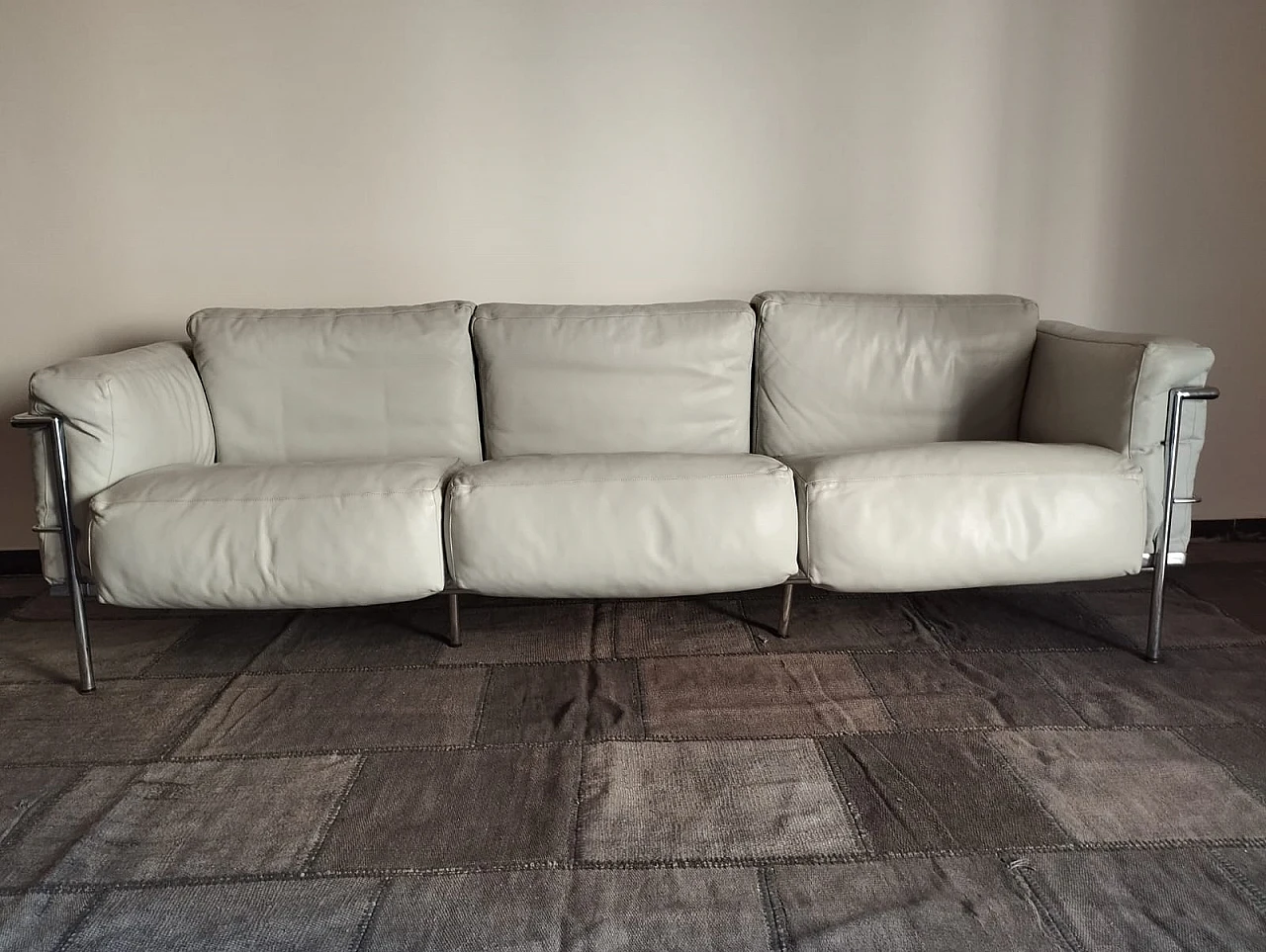 LC3 sofa in gray leather & steel by Le Corbusier for Alivar, 1980s 2