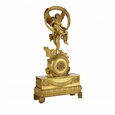 Bronze countertop clock with statue of Cupid and Psyche, 19th century