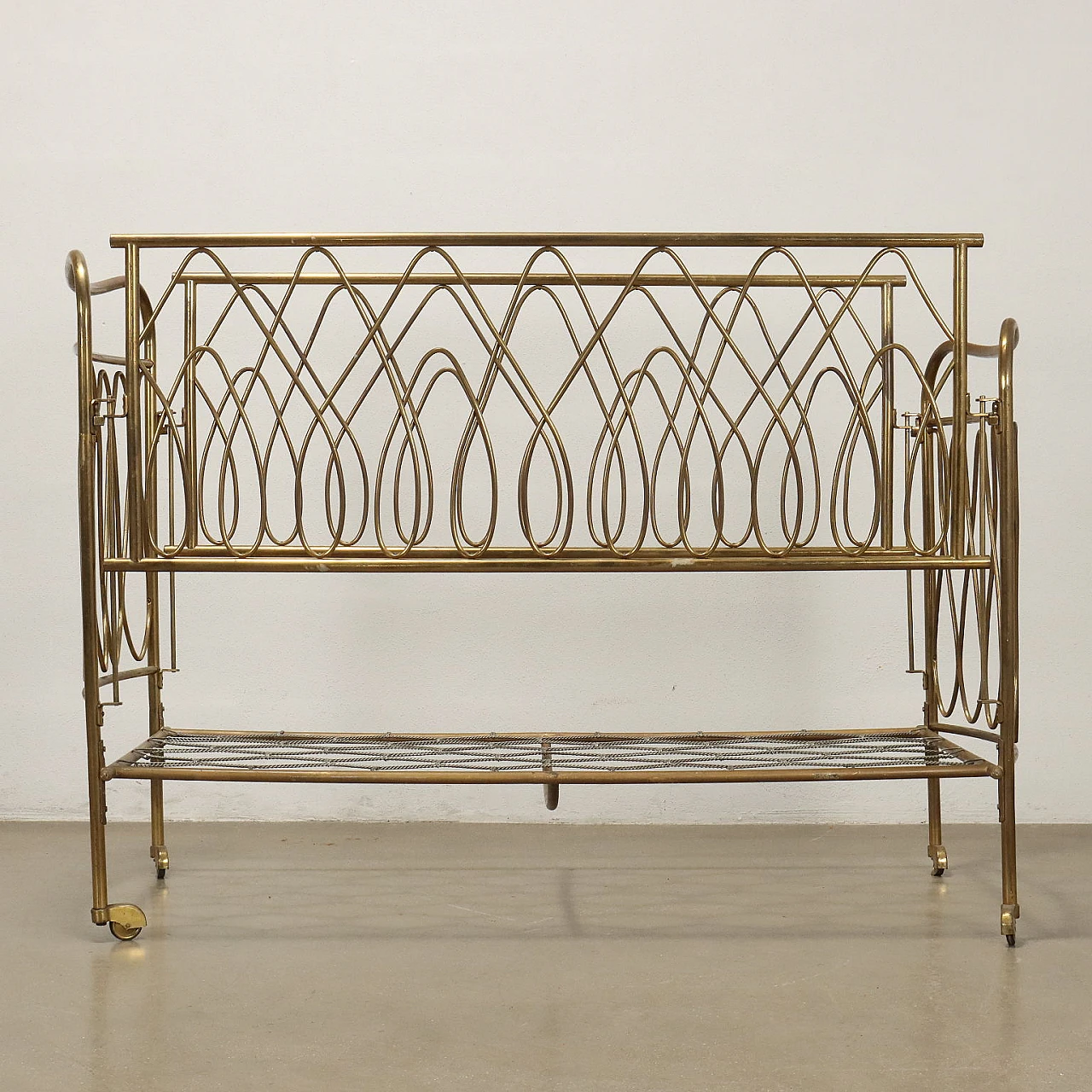 Children's bed in brass, 1950s 3