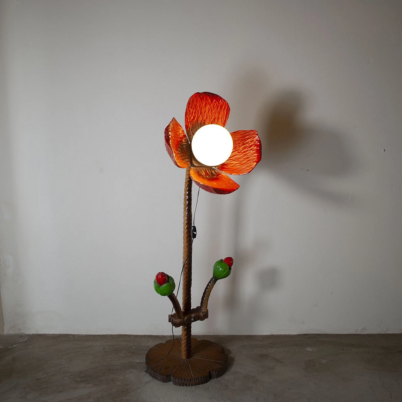 Floor lamp in inlaid and lacquered wood, 1960s 5