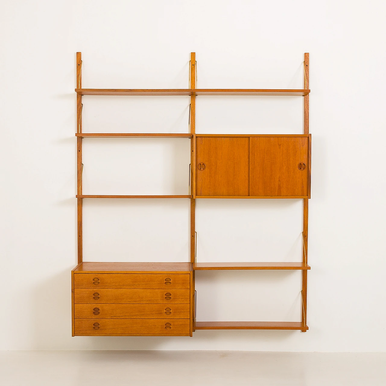 Hanging teak bookcase in the style of Poul Cadovius, 1960s 1