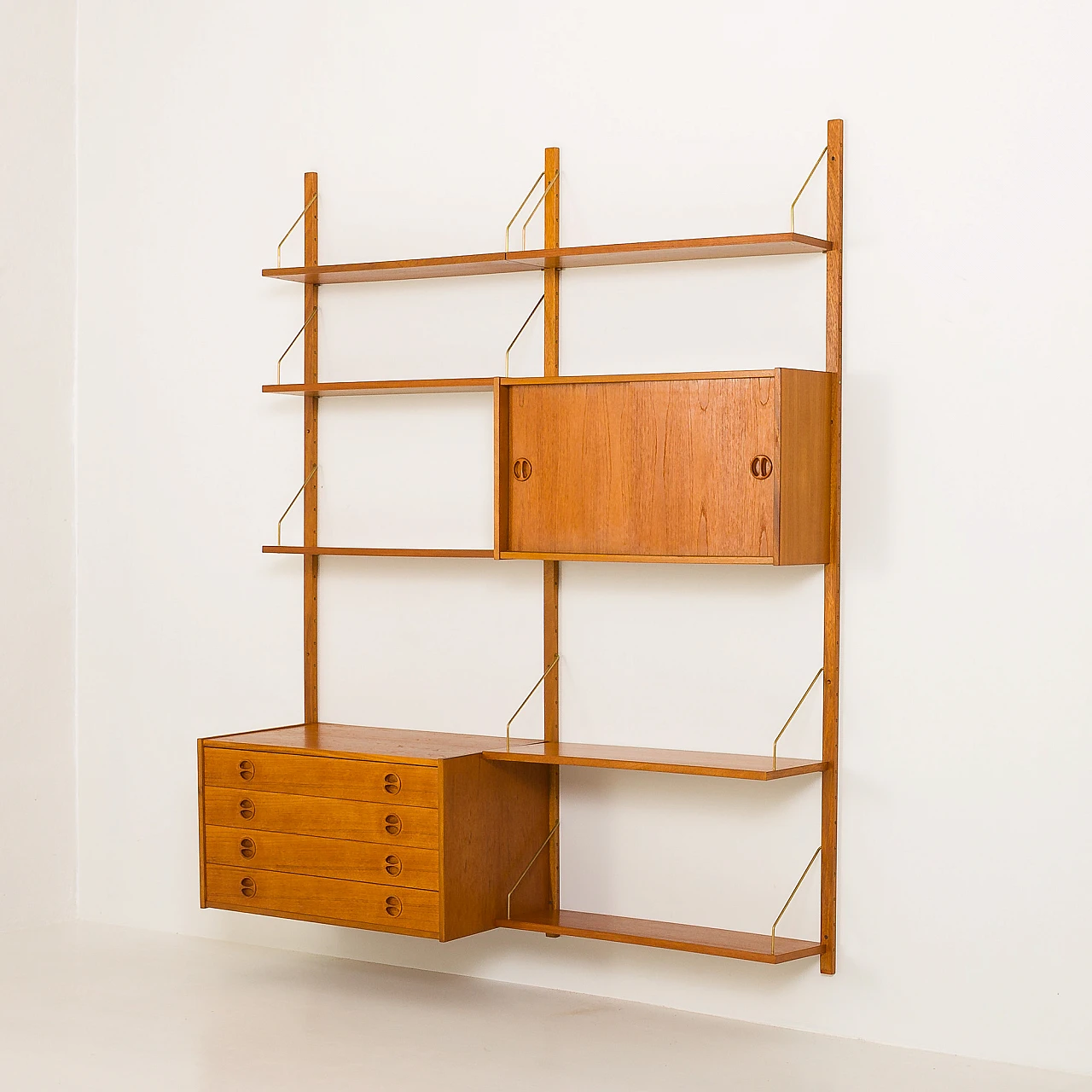 Hanging teak bookcase in the style of Poul Cadovius, 1960s 5