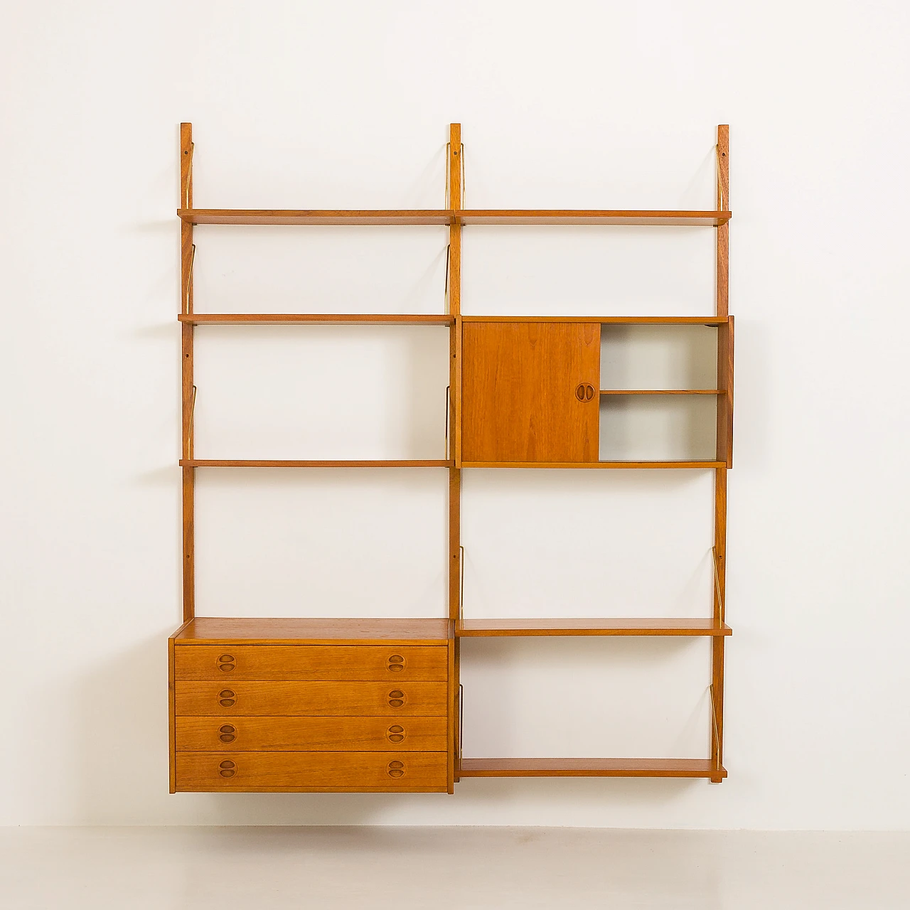 Hanging teak bookcase in the style of Poul Cadovius, 1960s 9