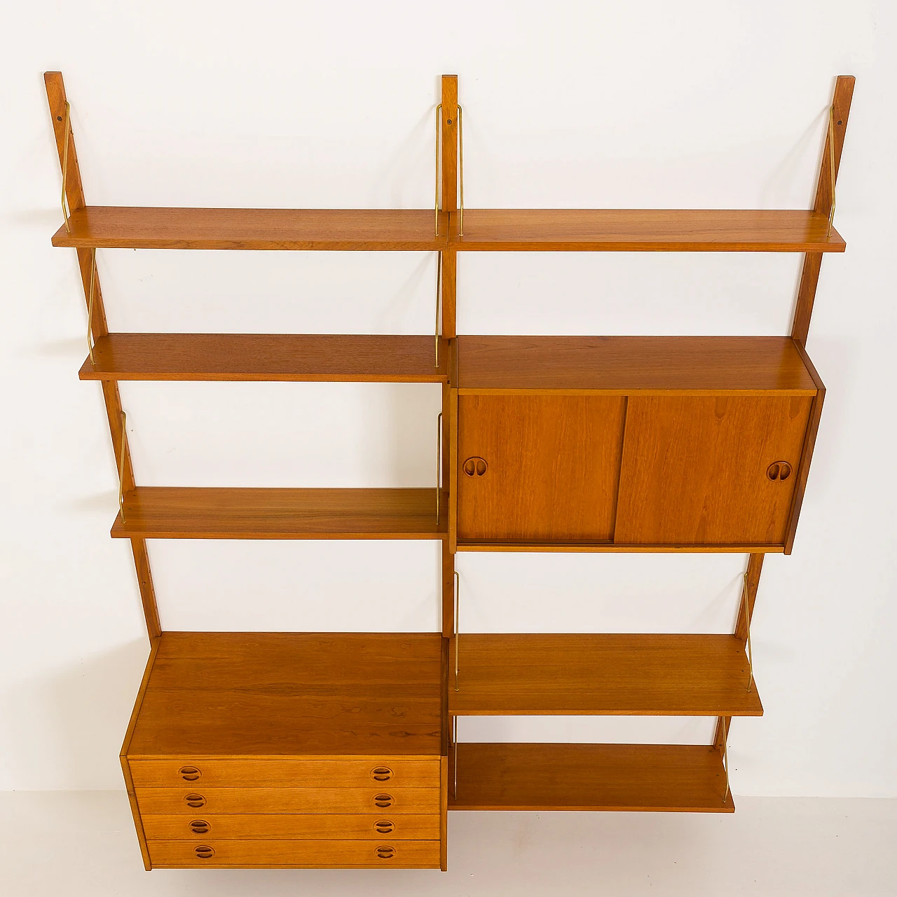 Hanging teak bookcase in the style of Poul Cadovius, 1960s 10