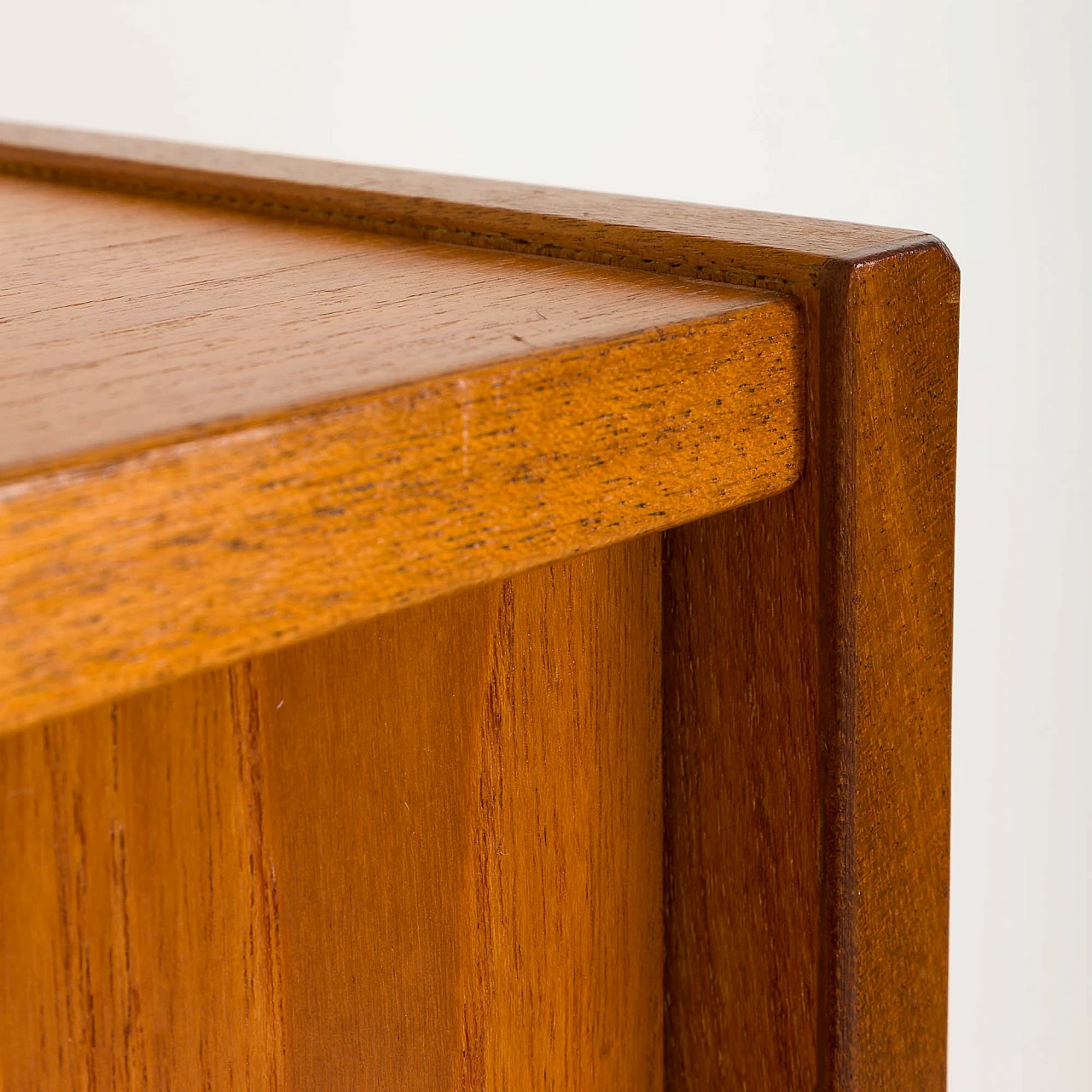 Hanging teak bookcase in the style of Poul Cadovius, 1960s 18